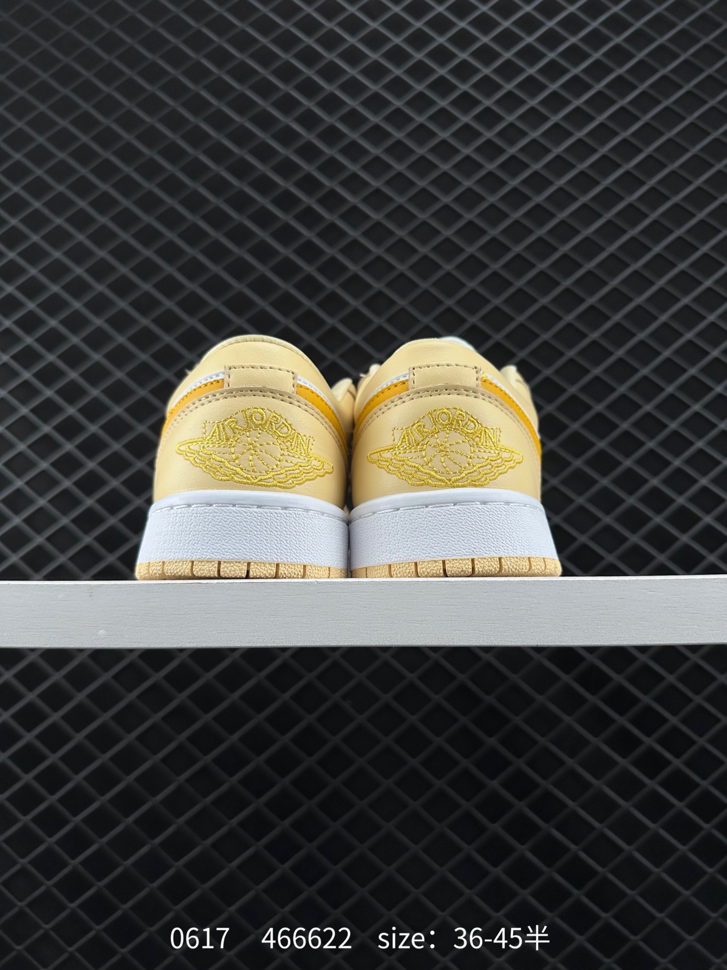 Air Jordan 1 Low AJ1